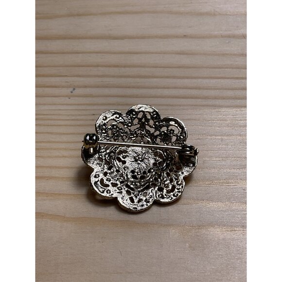 Vintage Gold-Tone Filigree Flower Pin Brooch With Faux Pearl Center - Picture 2 of 3